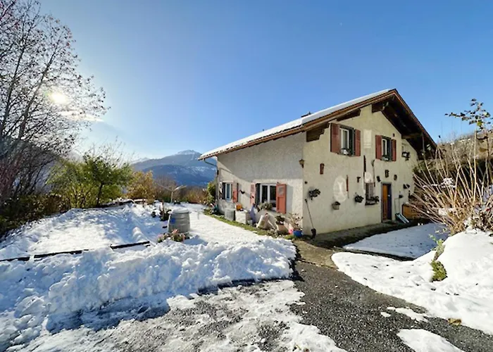 Sunny Lily Facing The Swiss Alps - Montana Apartment *