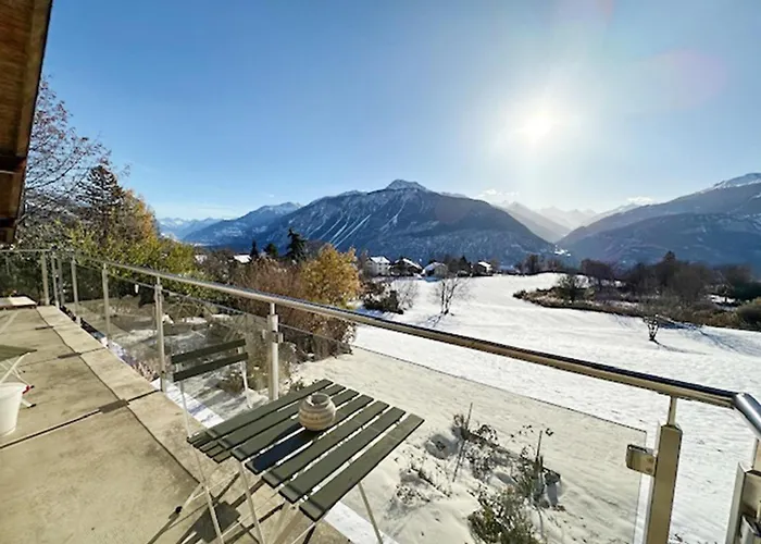 Sunny Lily Facing The Swiss Alps - Montana Apartment *