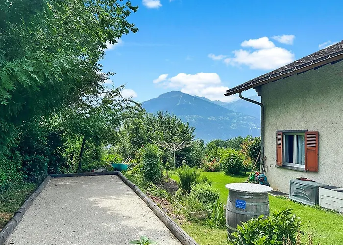 Sunny Lily Facing The Swiss Alps - Montana Apartment *